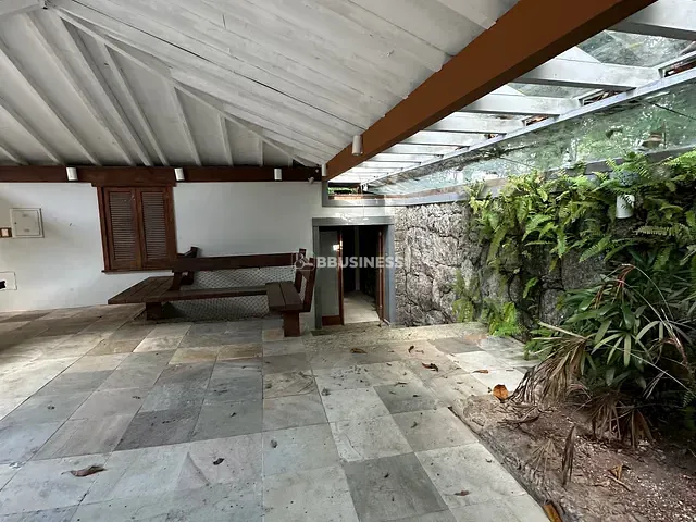 Casa 4 quartos e 6 banheiros, à venda, no bairro Barra da Tijuca em Rio de Janeiro