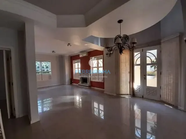 Casa com 360m² 4 quartos e 6 banheiros, à venda, no bairro Urbanova em São José dos Campos