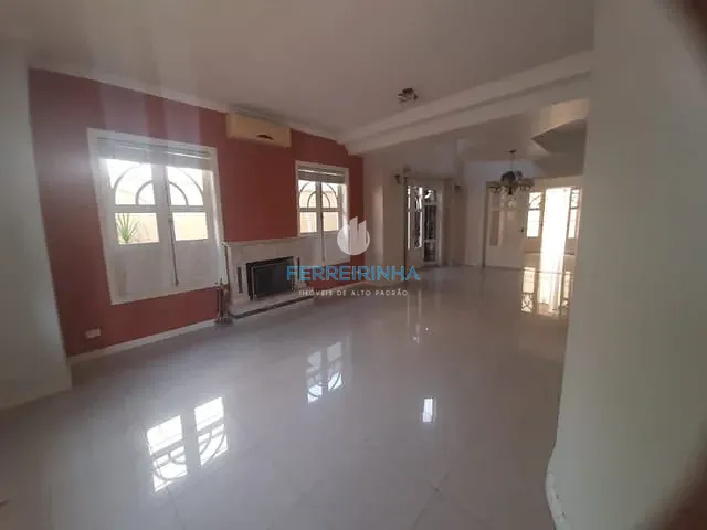 Casa com 360m² 4 quartos e 6 banheiros, à venda, no bairro Urbanova em São José dos Campos