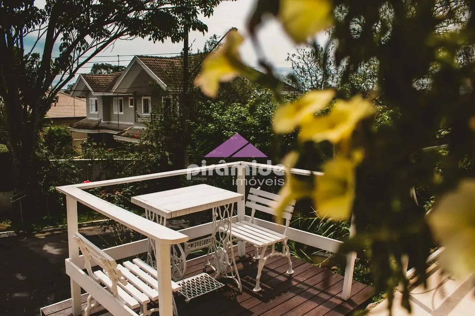 Casa, 4 quartos, 184 m² - Foto 2