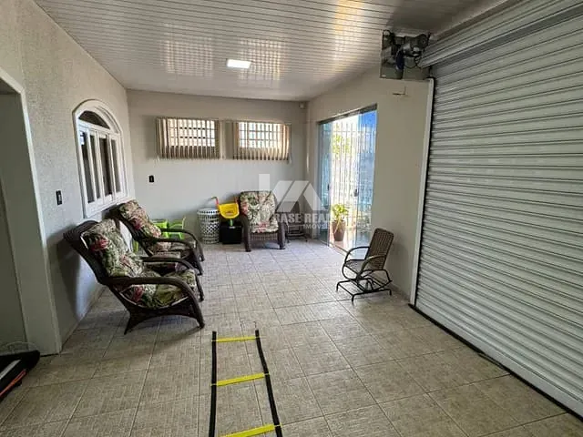 Casa 4 quartos e 2 banheiros, à venda ou para alugar, no bairro Bonsucesso em Guarapuava