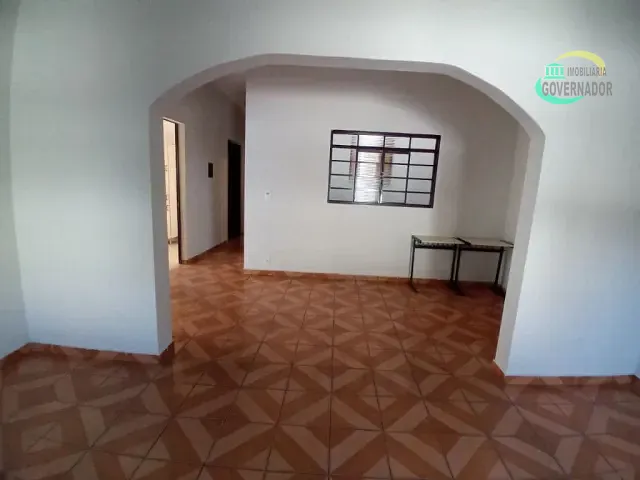 Casa com 250m² 3 quartos e 2 banheiros, à venda ou para alugar, no bairro Parque São Jorge em Campinas