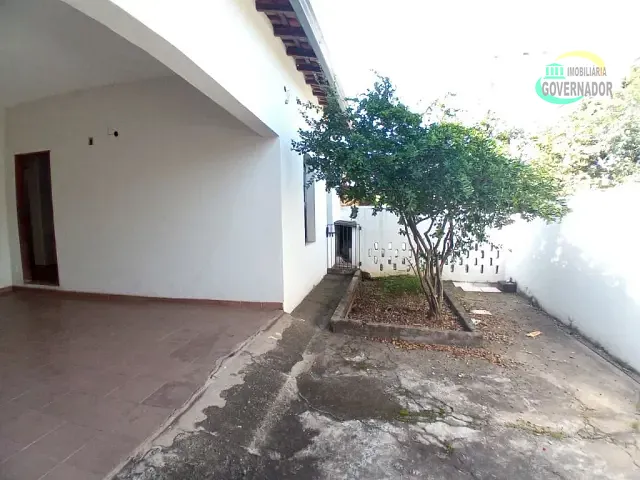 Casa com 250m² 3 quartos e 2 banheiros, à venda ou para alugar, no bairro Parque São Jorge em Campinas