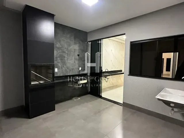 Casa com 125m² 3 quartos e 2 banheiros, à venda, no bairro Residencial Solar Bougainville em Goiânia