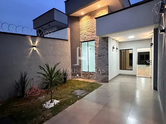 Casa com 125m² 3 quartos e 2 banheiros, à venda, no bairro Residencial Solar Bougainville em Goiânia