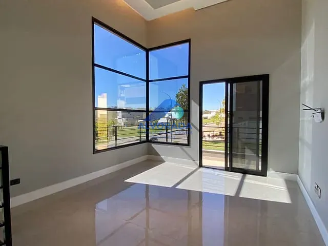 Casa com 480m² 3 quartos e 2 banheiros, à venda, no bairro Condomínio Residencial Alphaville II em São José dos Campos