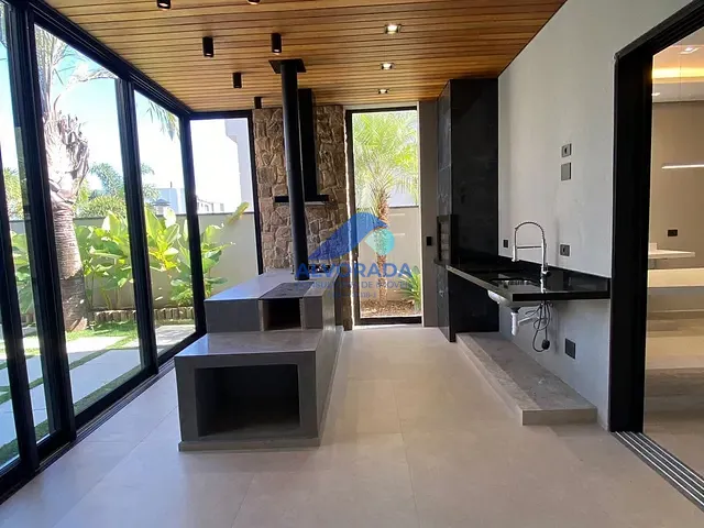 Casa com 480m² 3 quartos e 2 banheiros, à venda, no bairro Condomínio Residencial Alphaville II em São José dos Campos