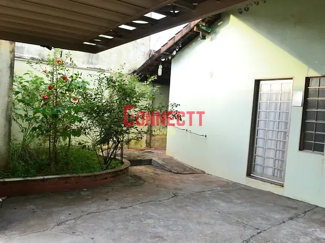 Casa com 250m² 3 quartos e 2 banheiros, à venda, no bairro Planalto Verde em Ribeirão Preto