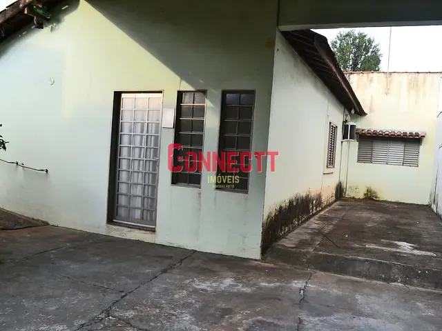 Casa com 250m² 3 quartos e 2 banheiros, à venda, no bairro Planalto Verde em Ribeirão Preto