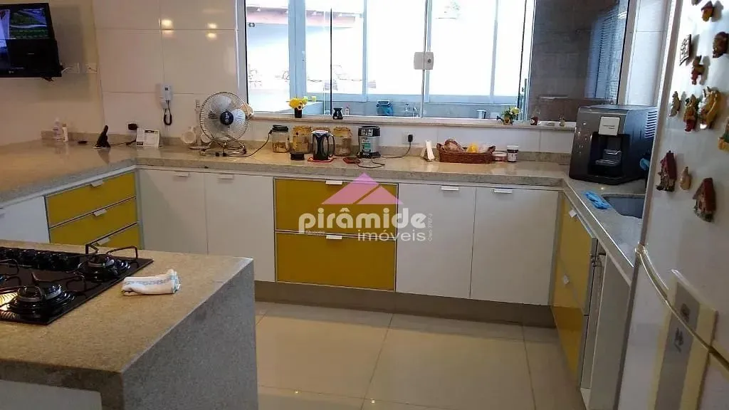 Casa, 3 quartos, 361 m² - Foto 11