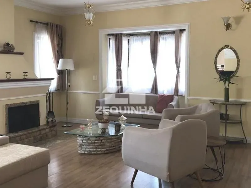 Casa, 3 quartos, 450 m² - Foto 1