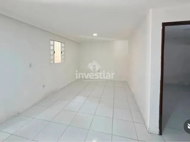 Casa 2 quartos e 1 banheiro, à venda, no bairro Três Irmãs em Campina Grande