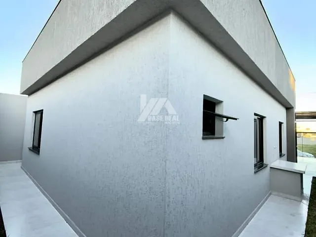Casa com 150m² 3 quartos e 2 banheiros, à venda, no bairro Cará-cará em Ponta Grossa
