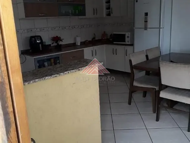 Casa com 245m² 2 quartos e 1 banheiro, à venda, no bairro Vila Mercedes em Mauá