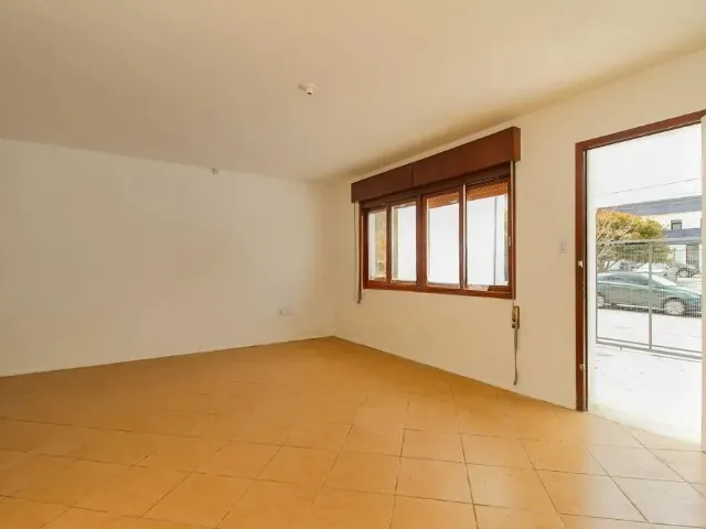 Casa 3 quartos e 3 banheiros, à venda ou para alugar, no bairro Centro em Pelotas
