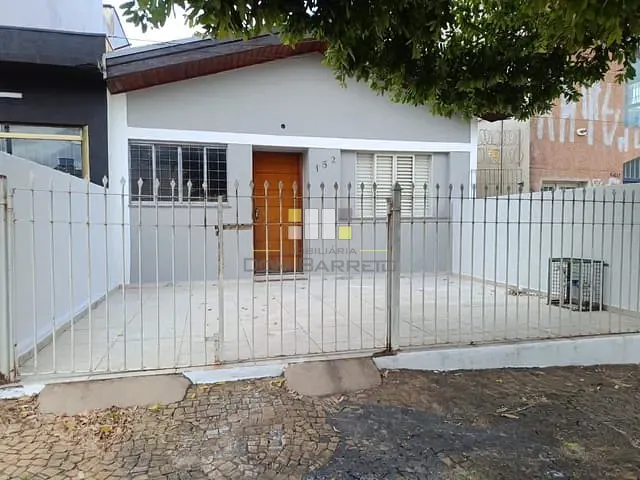 Casa com 300m², à venda, no bairro Vila Santana em Sumaré