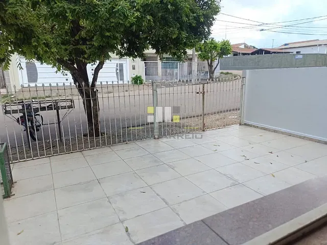 Casa com 300m², à venda, no bairro Vila Santana em Sumaré