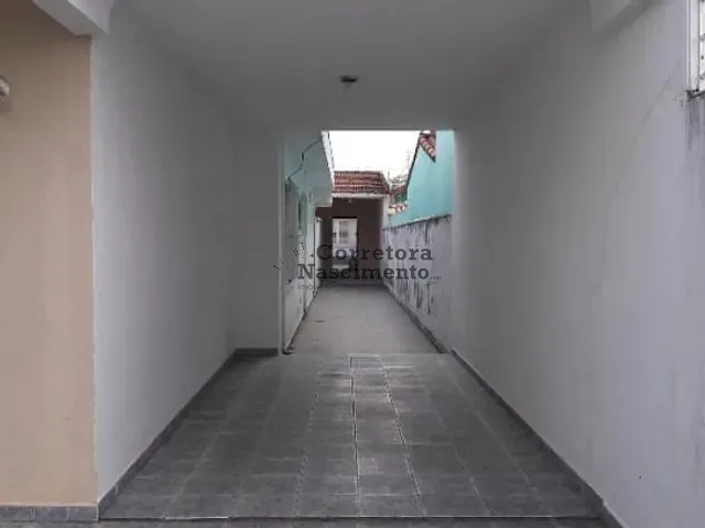 Casa com 410m² 3 quartos e 2 banheiros, à venda, no bairro Vila Pinheiro em Jacareí