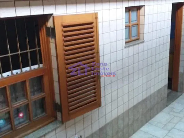 Casa com 300m² 3 quartos e 3 banheiros, à venda, no bairro Vila Gomes Cardim em São Paulo