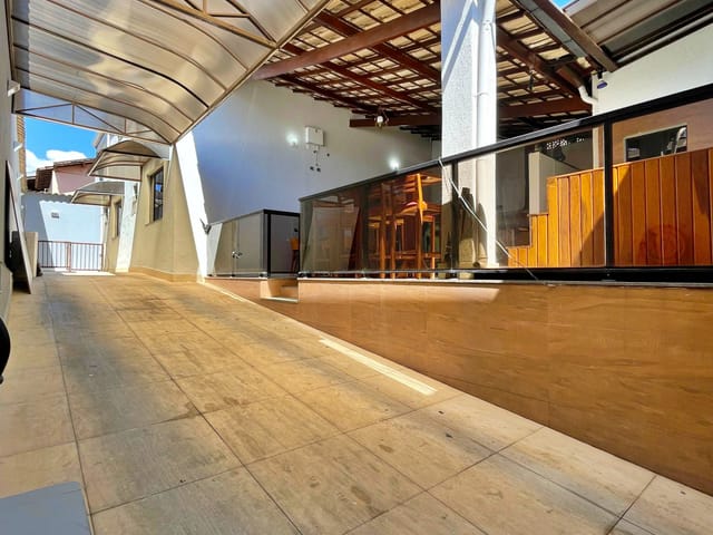 Foto do Casa - Casa com 04 quartos, área gourmet com jacuzzi e 04 vagas, Santa Amélia, Belo Horizonte, MG | Deltalar Imóveis
