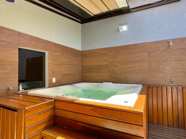 Foto do Casa - Casa com 04 quartos, área gourmet com jacuzzi e 04 vagas, Santa Amélia, Belo Horizonte, MG | Deltalar Imóveis