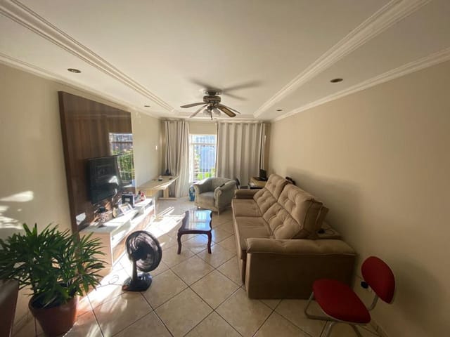 Casa com 200m² 3 quartos e 1 banheiro, à venda, no bairro Conceicao em Osasco