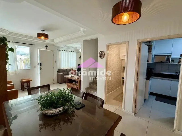 Casa com 150m² 3 quartos e 2 banheiros, à venda, no bairro Urbanova em São José Dos Campos