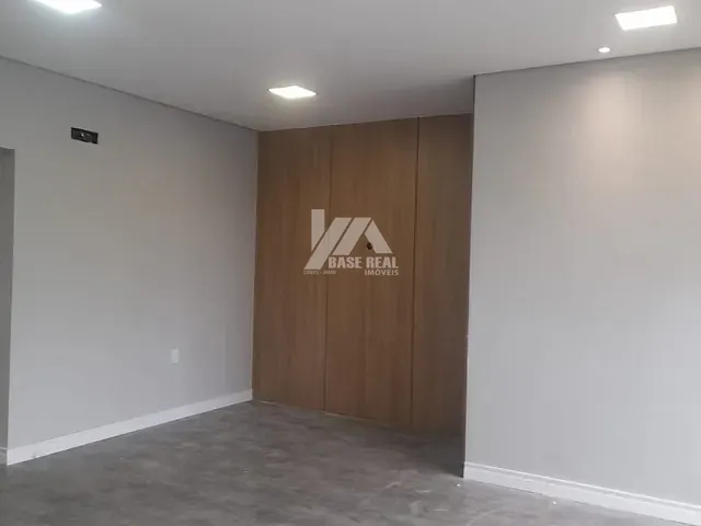 Casa para alugar, no bairro Orfãs em Ponta Grossa