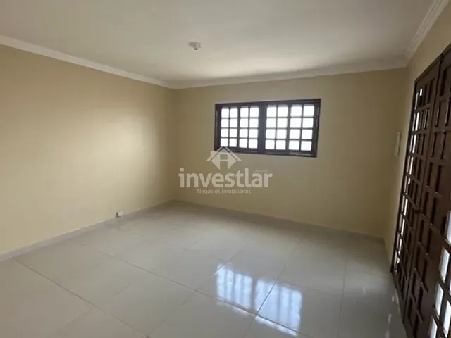 Casa 3 quartos e 3 banheiros, para alugar, no bairro Centenário em Campina Grande