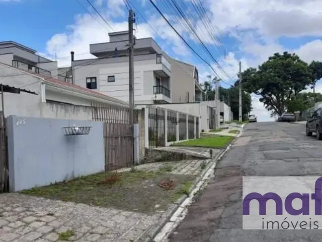 Casa à venda, no bairro Santa Felicidade em Curitiba