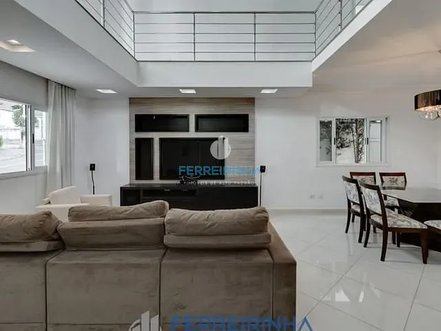 Casa com 315m² 4 quartos e 3 banheiros, à venda ou para alugar, no bairro Jardim San Marino em São José dos Campos