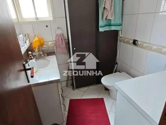 Casa com 139m² 4 quartos e 2 banheiros, à venda, no bairro Bussocaba em Osasco