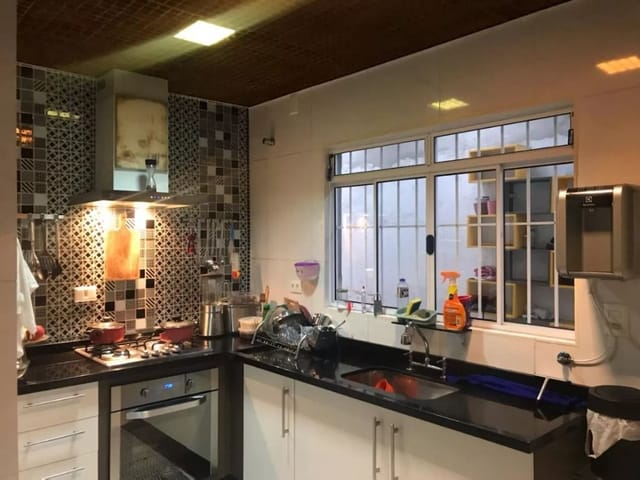 Casa com 200m² 3 quartos e 1 banheiro, à venda, no bairro Presidente Altino em Osasco