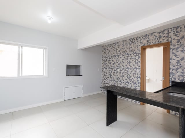 Casa com 129m² 3 quartos e 2 banheiros, à venda, no bairro Laranjal em Pelotas