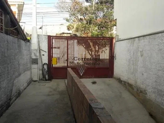 Casa com 175m² 3 quartos e 3 banheiros, à venda, no bairro Parque Santo Antônio em Jacareí