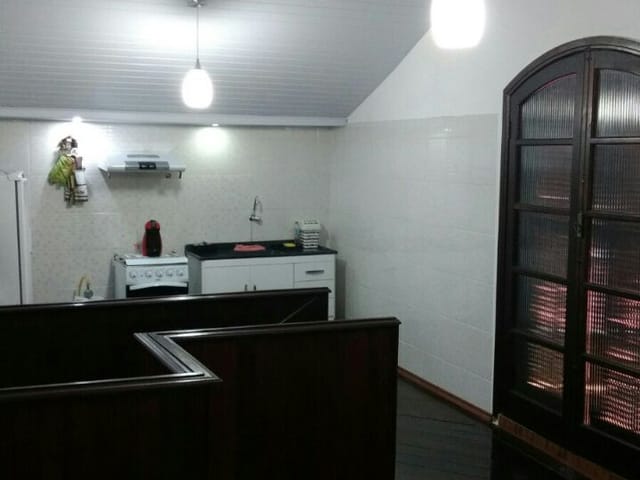 Casa com 300m² 5 quartos e 3 banheiros, à venda, no bairro Moreira César em Pindamonhangaba