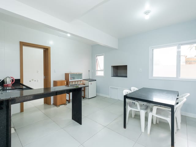 Casa com 129m² 3 quartos e 2 banheiros, à venda, no bairro Laranjal em Pelotas