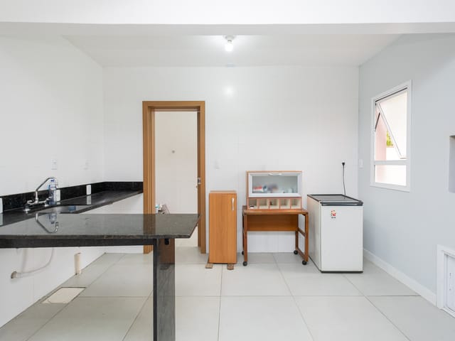 Casa com 129m² 3 quartos e 2 banheiros, à venda, no bairro Laranjal em Pelotas