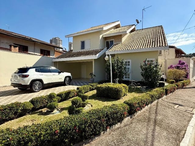 Casa com 498m² 4 quartos e 5 banheiros, à venda, no bairro Cidade Jardim em Jacareí