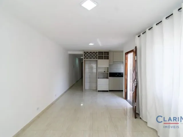 Casa 3 quartos e 2 banheiros, à venda, no bairro VILA SANTA TEREZINHA em Campo Largo