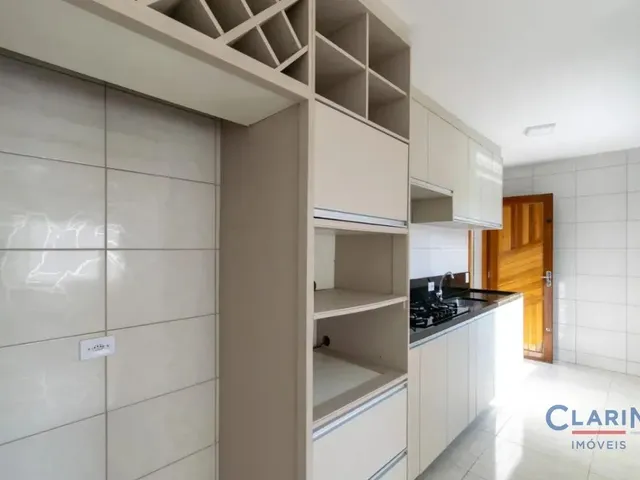 Casa 3 quartos e 2 banheiros, à venda, no bairro VILA SANTA TEREZINHA em Campo Largo
