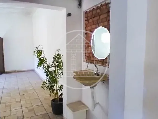 Casa com 377m², à venda ou para alugar, no bairro Socorro em São Paulo
