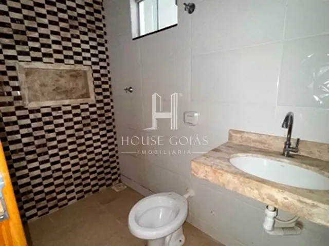 Casa com 150m² 2 quartos e 2 banheiros, à venda, no bairro Conjunto Vera Cruz em Goiânia