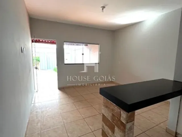 Casa com 150m² 2 quartos e 2 banheiros, à venda, no bairro Conjunto Vera Cruz em Goiânia
