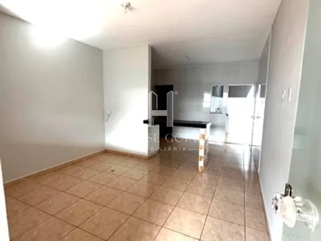 Casa com 150m² 2 quartos e 2 banheiros, à venda, no bairro Conjunto Vera Cruz em Goiânia