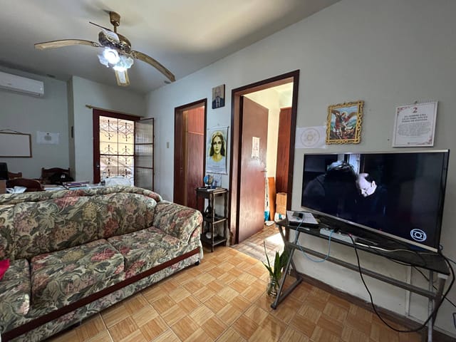 Casa com 552m² 3 quartos e 2 banheiros, à venda, no bairro Areal em Pelotas