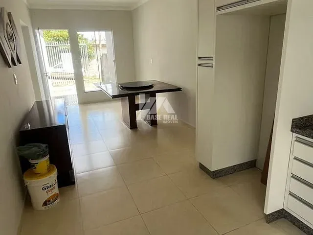 Casa com 187m² 2 quartos e 2 banheiros, à venda, no bairro Dos Estados em Guarapuava