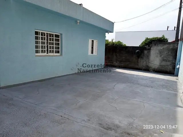 Casa com 250m² 2 quartos e 2 banheiros, à venda, no bairro Jardim Nova Esperança em Jacareí
