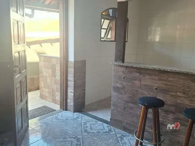 Casa 2 quartos e 2 banheiros, para alugar, no bairro Mosela em Petrópolis