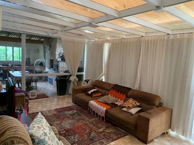 Casa com 517m² 4 quartos e 4 banheiros, à venda, no bairro Cristais (Jordanésia) em Cajamar